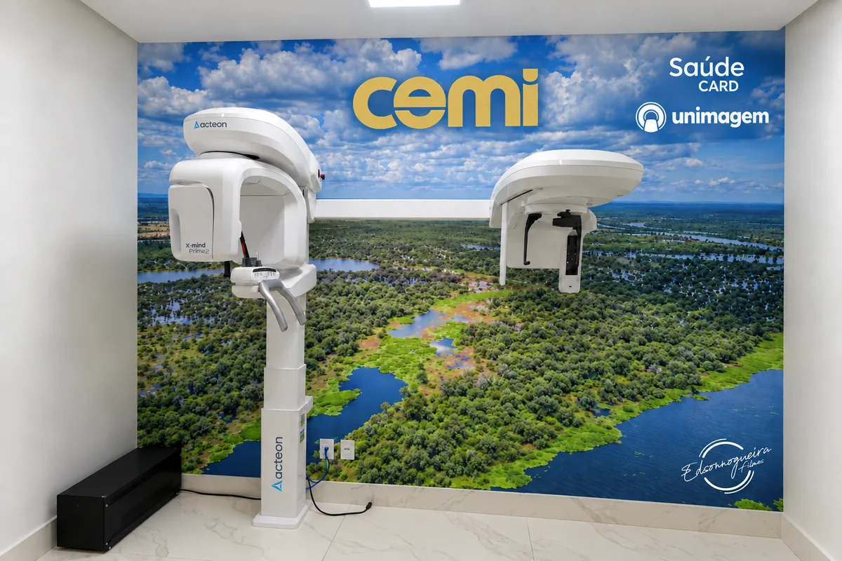 Aparelho de raio-X panorâmico e telerradiografia Acteon X-Mind Prime na CEMI